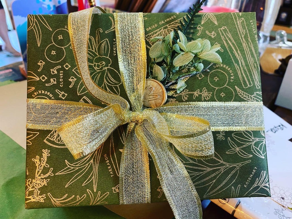 GIFT WRAPPING