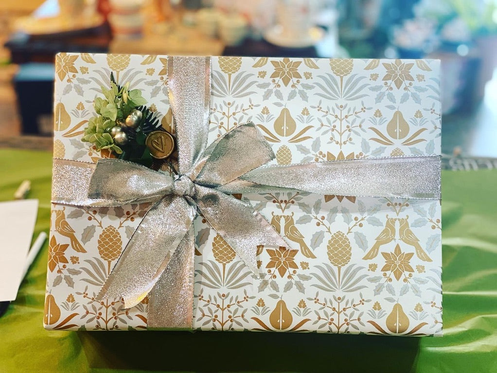 GIFT WRAPPING